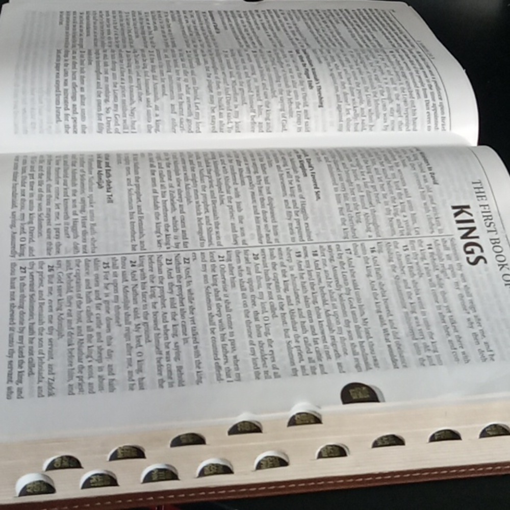 Christian Arts publishers  Brown Leather Holy Bible KJV - Picture 6 of 7